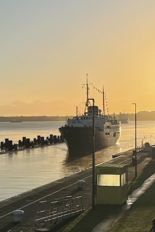 Short Voyage through the Kiel Canal – eastbound