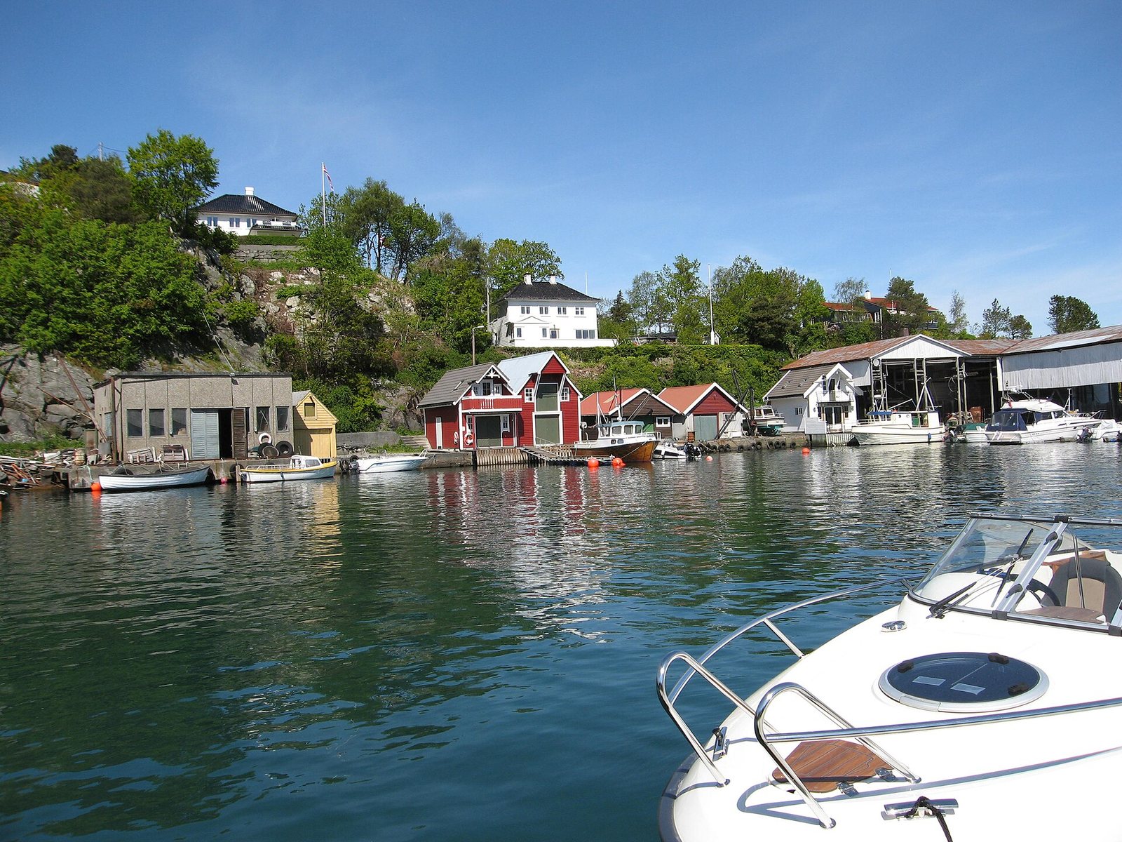 Bekkjarvik harbour